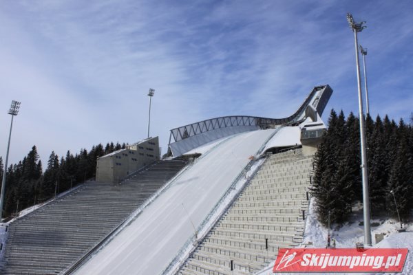 008 Nowa skocznia Holmenkollen